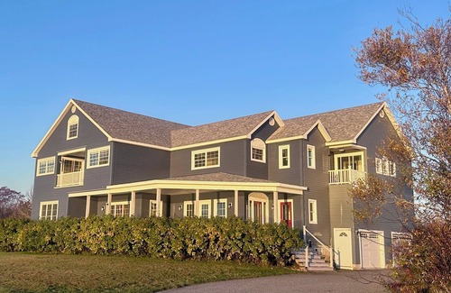 Lubec House | Oceanfront 5-bedroom house on 15 acres with 700 feet of private sandy beachfront