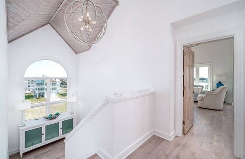 Atlantic Beach House | Oceanfront 7 BR, private beach access, 3 levels of beachfront decks