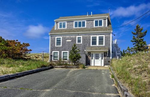 Sagamore Beach House | Oceanfront at Sagamore Beach, Updated Home with Gorgeous Views