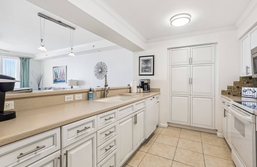 Jacksonville Beach Condo | Oceanfront Condo with Pool,Sauna,Gym in Jacksonville Beach
