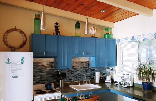 Seal Rock House | Oceanfront Cottage with Deck and Ocean Views, Dogs Ok, Perfect Couples Retreat