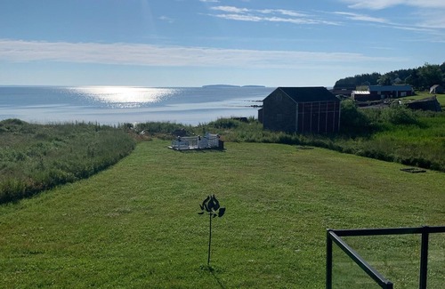 Tancook Islands House | Oceanfront Elegant Home with Games Room On Picturesque Big Tancook Island