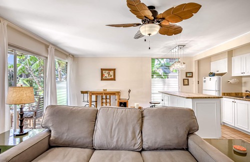 Honokowai Condo | Oceanfront Getaway w/a Furnished Patio, Shared, Outdoor Pool, & Free WiFi
