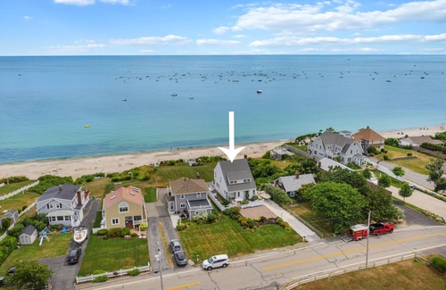 Plymouth House | Oceanfront home private Priscilla Beach