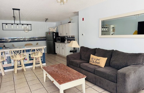 Cocoa Beach Condo | Oceanfront in Cocoa Beach - cute and cozy condo!