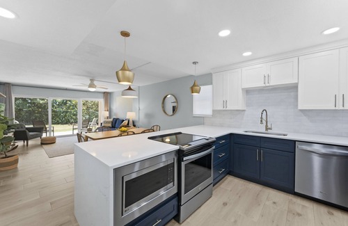 Satellite Beach Condo | Oceanfront Luxury β Ground-Floor Condo Just Steps to the Beach & Pool! π΄
