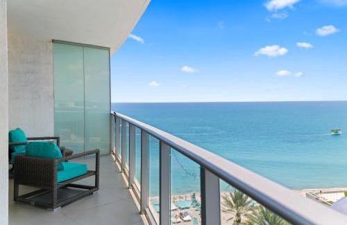 Hollywood South Central Beach Apartment | Oceanfront Luxury Condo With WaterView