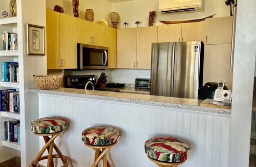 Napili Condo | Oceanfront Maui Condo - Napili Point B11, Turtles & Sunsets