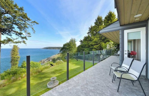 Gordon Head House | Oceanfront Oasis Luxury Family Retreat