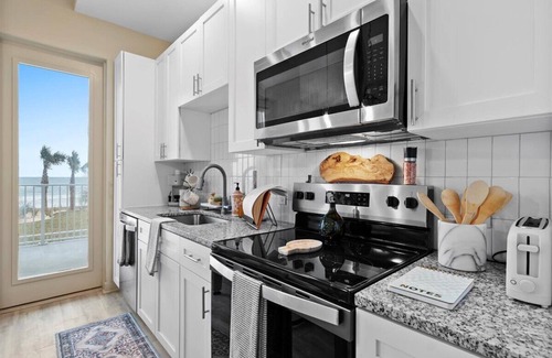 Daytona Beach Condo | Oceanfront Oasis Daytona Beach 1BR/1BA - Ocean View #325
