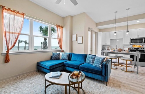 Daytona Beach Condo | Oceanfront Oasis Daytona Beach 1BR/1BA - Courtyard View #338