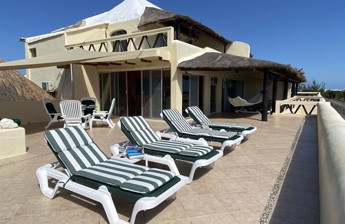 Akumal Condo | Oceanfront Penthouse -4300 Sq Ft, 2 Level -Mi Casa Del Mar