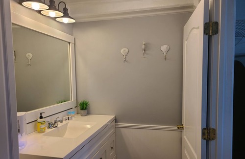 Bid-a-wee Beach Condo | Oceanfront Sunset Viewsn