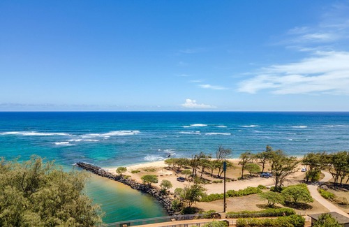 Kapaa Condo | Oceanfront.Superb views. Pono Kai Renovated 2 bd 2 ba,+sofa sleeper. A/C