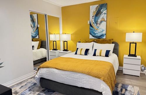 Hermosa Beach Hotel | Oceanfront View 2 BR w Pool & Parking