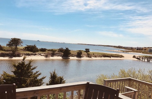 West Yarmouth Cottage | Oceanfront View of Nantucket Sound in W.Yarmouth, Cape Cod, MA with A/C & WiFi