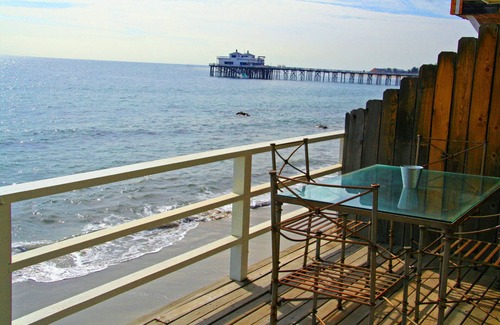 Eastern Malibu Apartment | Oceanfront Views Get-Away Carbon Beach - Starfish