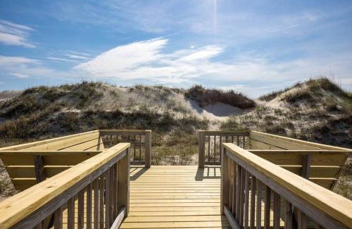 Carova Beach House | Oceanfront with Private Beach Access & Wild Horses