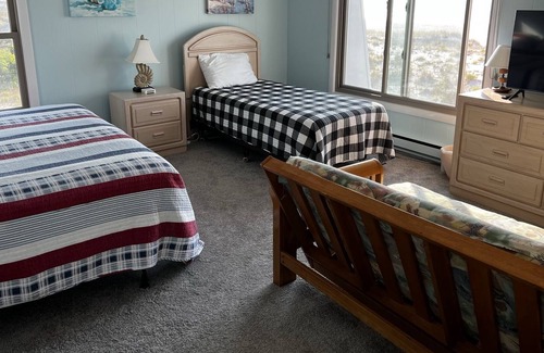 Ship Bottom House | Oceanfront with SPECTACULAR OCEANVIEWS that go forever.