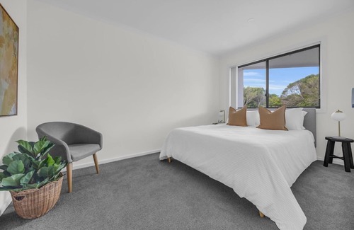 Tura Beach Cabin | Oceans Edge: Tura Beach