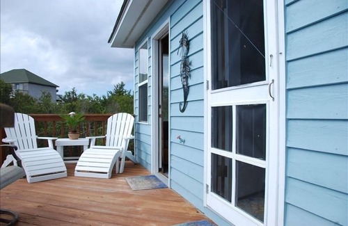 Salvo House | Oceanside Dream. Short Walk to the Beach.