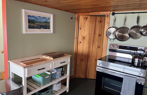Bernard Cottage | Oceanside Harbor Cottage-1BR-4 Miles from Acadia National Park