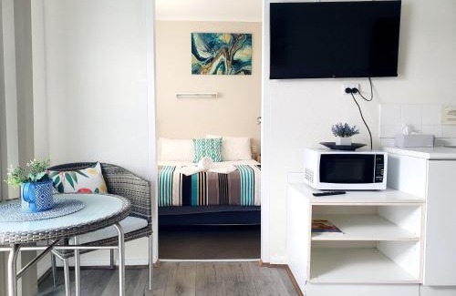 Hawks Nest Hotel | Oceanside Hawks Nest