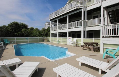 Pine Island House | Oceanside, Rec Room, Priv Pool, Hot Tub, Close to Beach Access, PI161, St Nicks