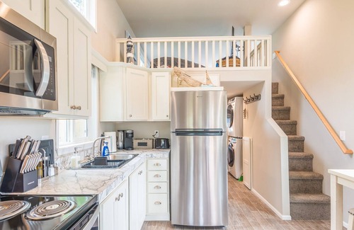 Diamond Point House | Oceanside: Strait of Juan de Fuca tiny home