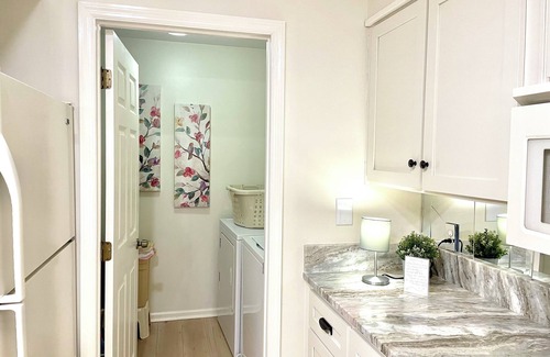 Saint Simons Island Condo | Oceanside, Top & Center at Pier Pointe-10% off most of yr for 7 or more nights