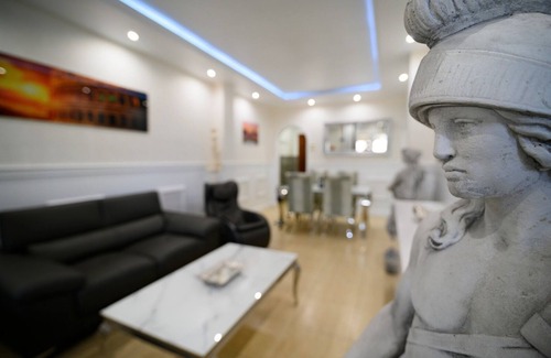 Barriada del Rio San Pedro Apartment | Oceanum Visum Spa Deluxe