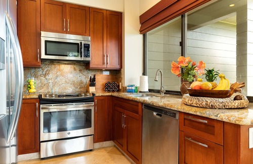 Napili Villa | OCEANVIEW, 1 bed/1 bath condo at the exclusive gated Kapalua Bay Villa 32G4!