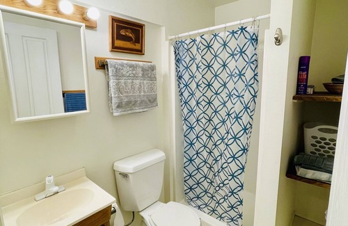 Ketchikan Apartment | Oceanview Apartment