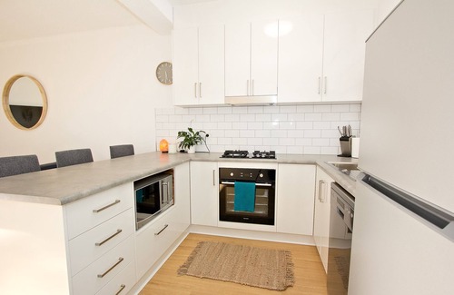 Semaphore Apartment | Oceanview Beachfront Semaphore self contained 2 bedroom apartment