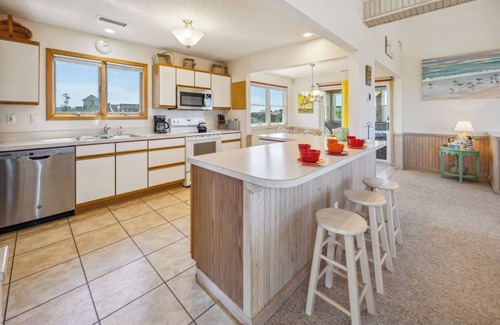 Frisco House | Oceanview Dog Friendly Home with Grills, Screened Porch, and Nearby Beach Access