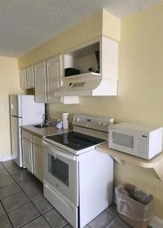 Myrtle Beach Apartment | Oceanview Efficiency DW1110