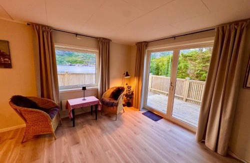 Flakstad House | Oceanview Escape Lofoten