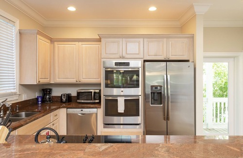 Key West House | Oceanview home with private pool & lush landscaping!