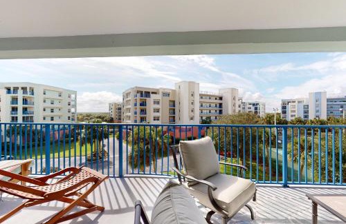 New Smyrna Beach Apartment | Oceanwalk 1-1405