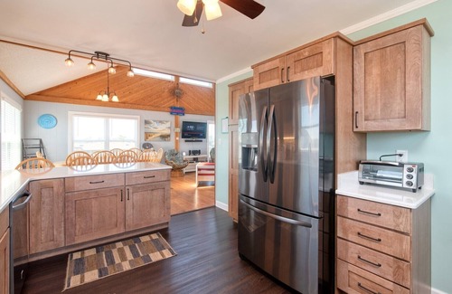 South Nags Head House | OCS2 - Private Heated Salt-Water Pool &Hot Tub, Steps to Beach