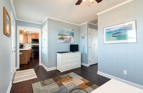 South Nags Head House | OCS2 - Private Heated Salt-Water Pool &Hot Tub, Steps to Beach