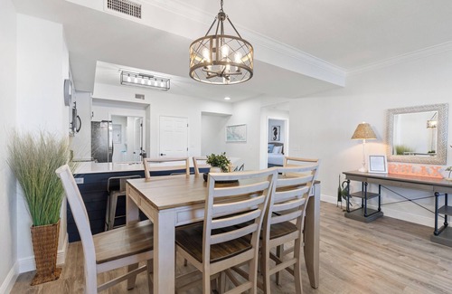 Panama City Beach Resort | *Oct 19 - 28th Specials ~ Beautiful, updated condo!