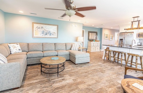Surf Side Shores House | Oct 19 thru Oct 26 - Fall Discount on Rates Already Applied - ⛱️🏝️☀️🐬