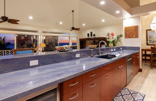 Kamuela House | OCTOBER 40% SPECIAL! - Awesome OCEAN Views, Private, Pool & Spa