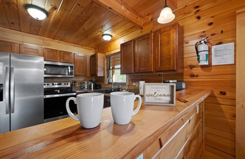Sevierville Cabin | October Availablity Hot Tub Arcade Games Quiet Stay Guest Favorite