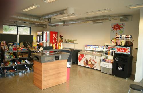 Hole Municipality Resort | Odin Camping AS