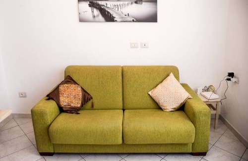 Milan Apartment | Odo Comfortable two-room apartment for 4 near Gambara M1 ♣