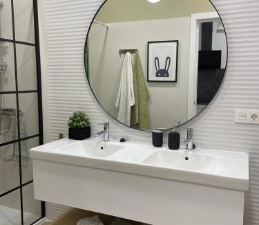 Tres Cantos Apartment | office 25