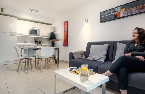 Cros-de-Cagnes Condo | Offre été ! Près Plage | Apt Premium Accès Piscine