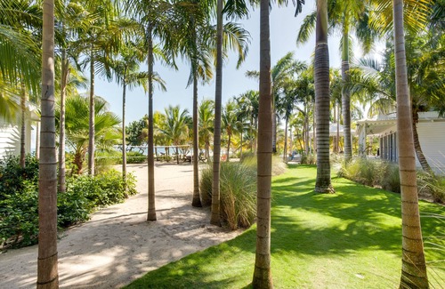 Placencia Cottage | OHANA WATA cabana, BEACHFRONT luxury, privacy, view & space IN the village !